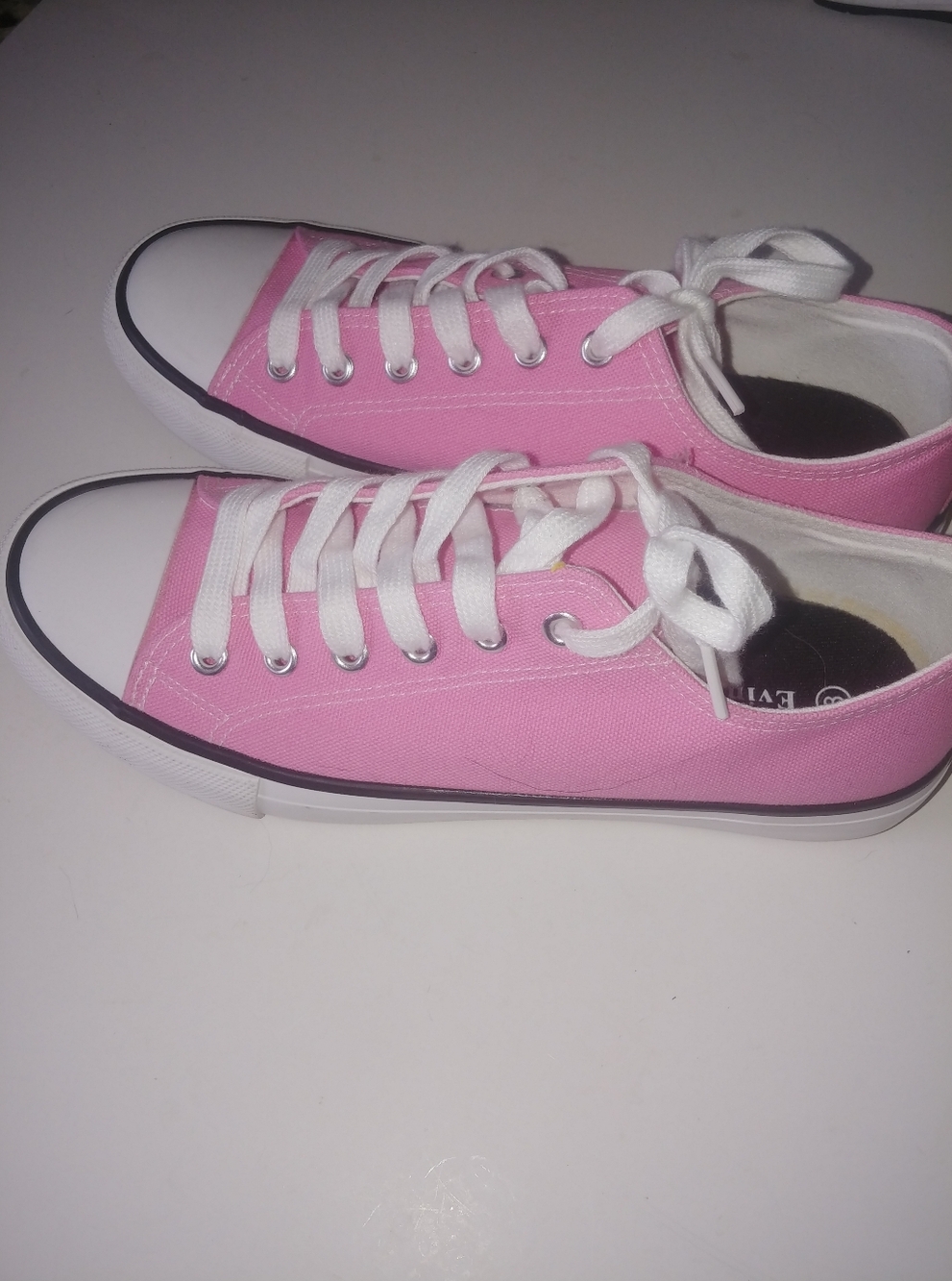 Pink Canvas Low-Top Women's Sneakers - Picture 2 of 9